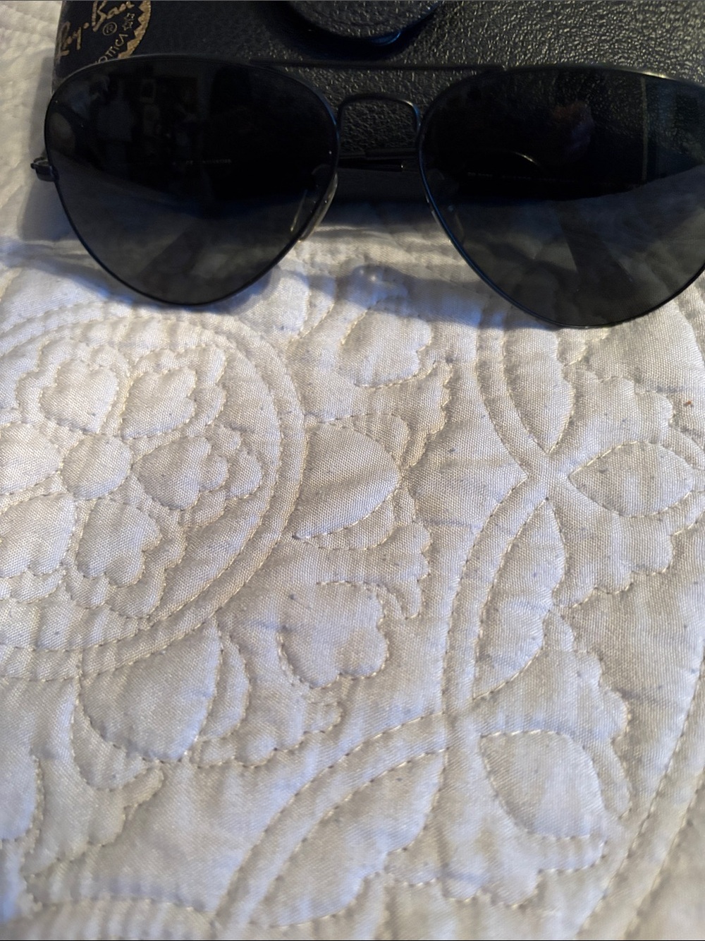 Ray-Ban Black Aviator Polarized Sunglasses